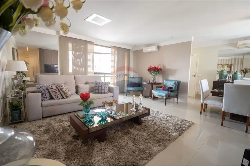Foto 1 de Apartamento com 3 Quartos à venda, 148m² em Duque de Caxias, Cuiabá