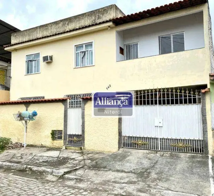 Foto 1 de Casa com 4 Quartos à venda, 161m² em Gradim, São Gonçalo