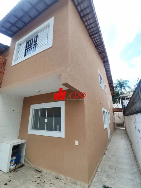 Foto 1 de Sobrado com 3 Quartos à venda, 125m² em Jardim Santa Isabel, Itapecerica da Serra