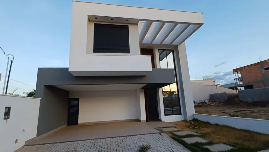 Foto 1 de Casa de Condomínio com 4 Quartos à venda, 226m² em Parque das Mansoes, Imperatriz