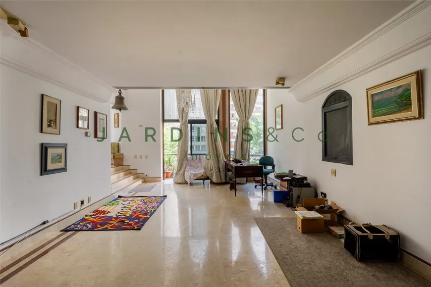 Foto 1 de Apartamento com 3 Quartos à venda, 268m² em Jardim Paulista, São Paulo