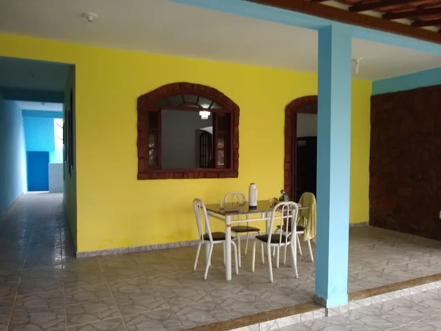 Foto 1 de Casa com 1 Quarto à venda, 450m² em Boqueirao, Saquarema