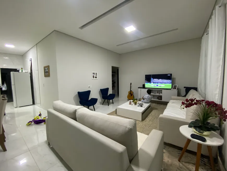Foto 1 de Casa com 3 Quartos à venda, 170m² em Vila Sao Jose, Brasília
