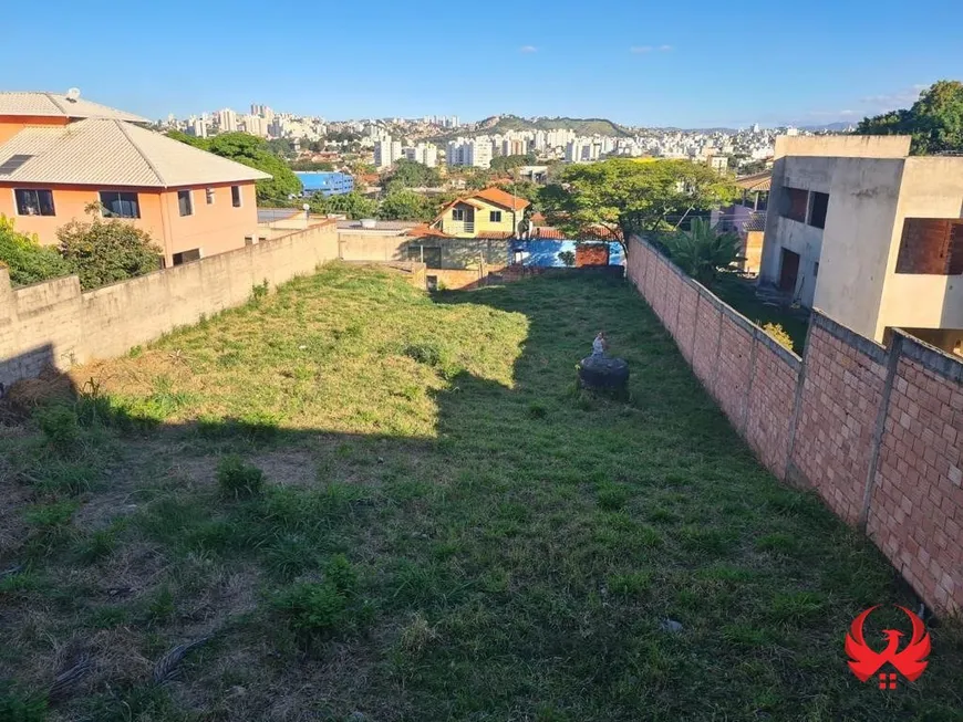 Foto 1 de Lote/Terreno à venda, 1000m² em Bandeirantes, Belo Horizonte