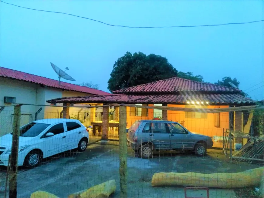 Foto 1 de Casa com 3 Quartos à venda, 175m² em Zona Rural, Três Marias