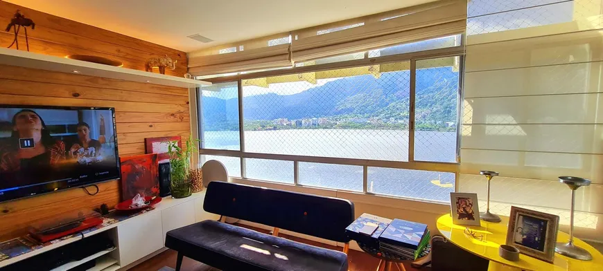 Foto 1 de Apartamento com 4 Quartos à venda, 138m² em Lagoa, Rio de Janeiro