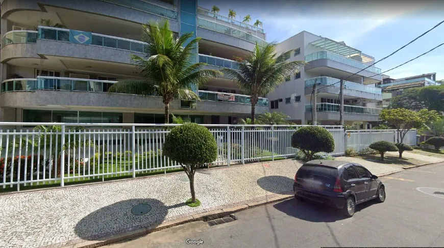 Foto 1 de Apartamento com 3 Quartos à venda, 95m² em Recreio Dos Bandeirantes, Rio de Janeiro