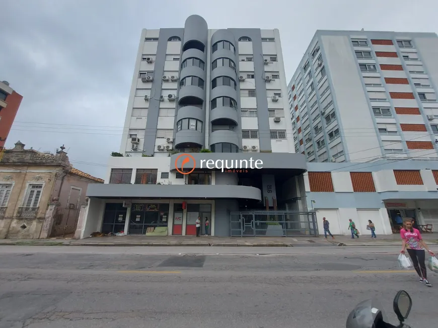 Foto 1 de Apartamento com 2 Quartos à venda, 65m² em Centro, Pelotas