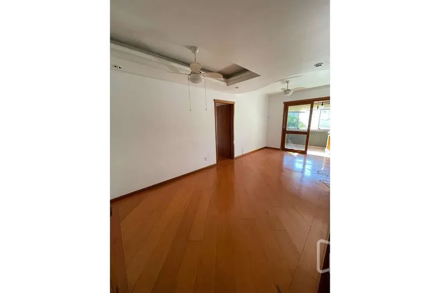 Foto 1 de Apartamento com 3 Quartos à venda, 95m² em Santana, Porto Alegre