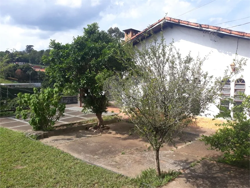 Foto 1 de Fazenda/Sítio com 4 Quartos à venda, 300m² em Vila Santa Rita, São Roque