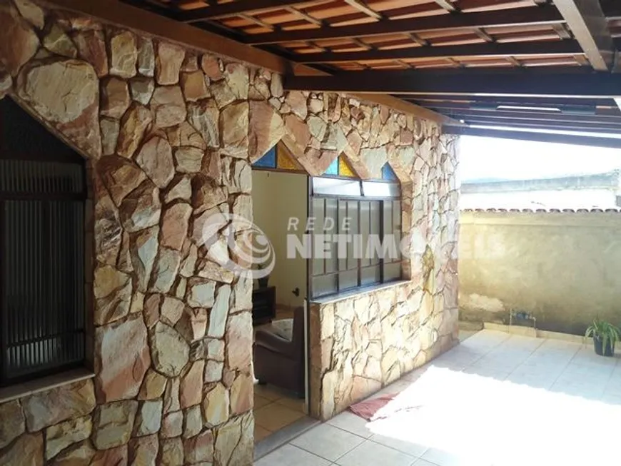 Foto 1 de Casa com 5 Quartos à venda, 150m² em Itacolomi, Sabará