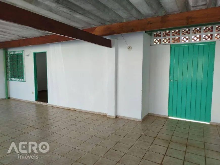 Foto 1 de Casa com 3 Quartos para alugar, 140m² em Jardim América, Bauru