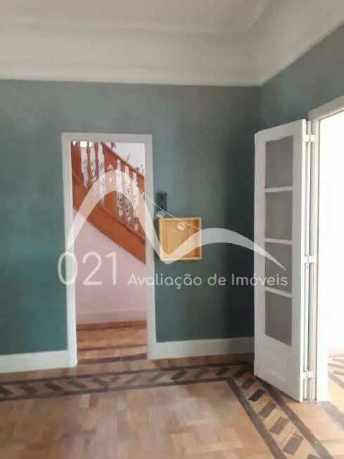 Foto 1 de Casa com 5 Quartos à venda, 250m² em Jardim Botânico, Rio de Janeiro