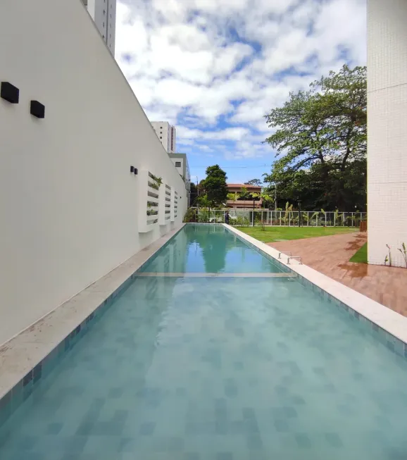 Foto 1 de Apartamento com 3 Quartos à venda, 90m² em Madalena, Recife