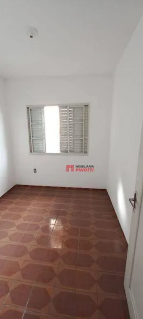 Foto 1 de Casa com 2 Quartos para venda ou aluguel, 154m² em Baeta Neves, São Bernardo do Campo