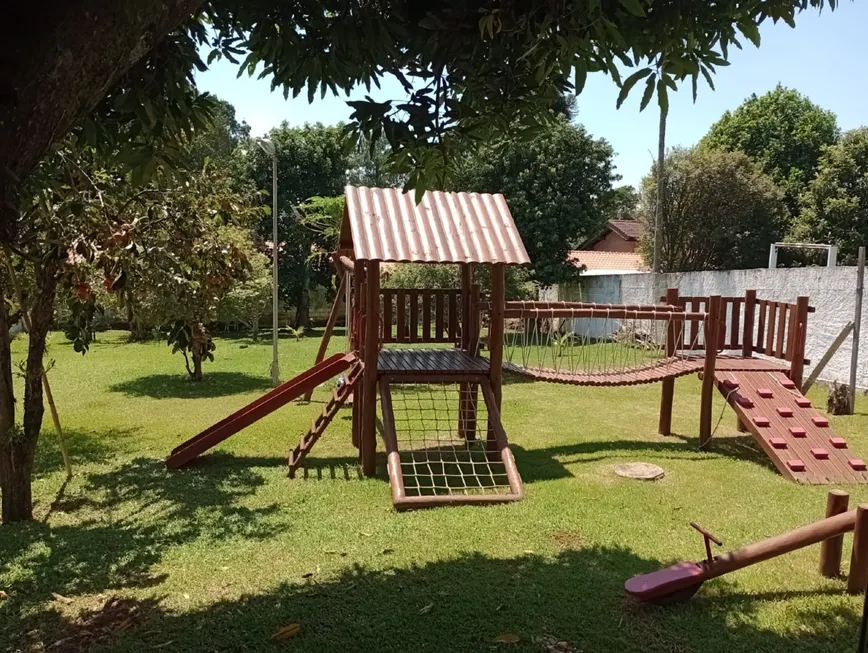 Foto 1 de Fazenda/Sítio com 3 Quartos à venda, 270m² em Chácara Campestre, Taubaté