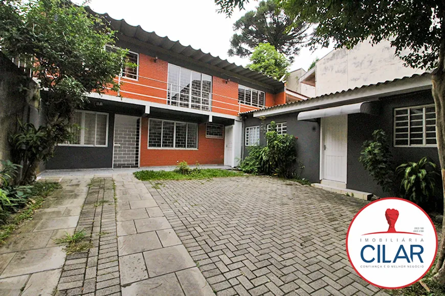 Foto 1 de Casa com 2 Quartos à venda, 170m² em Seminário, Curitiba