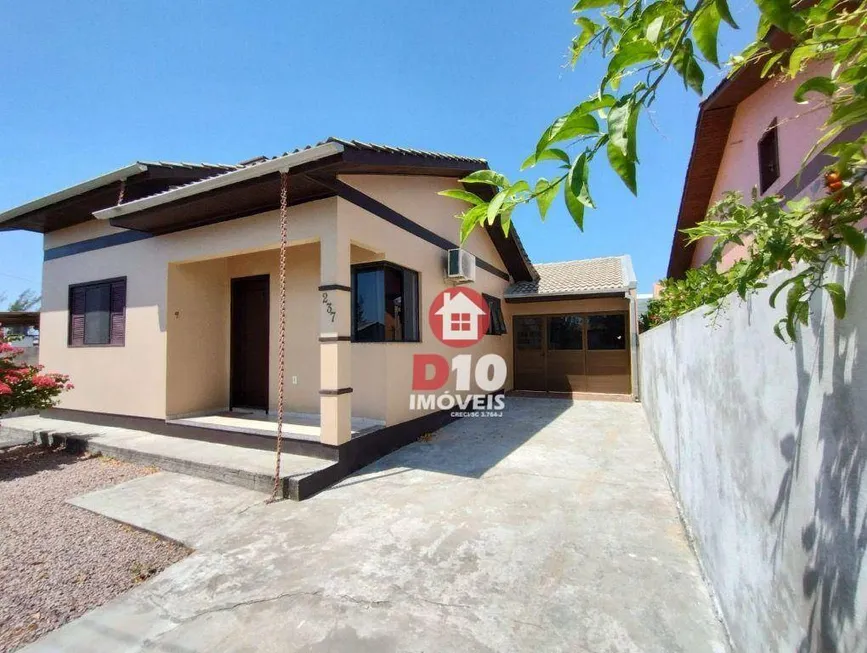 Foto 1 de Casa com 2 Quartos à venda, 107m² em , Balneário Arroio do Silva