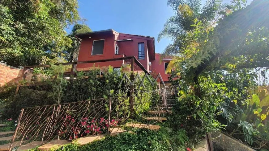 Foto 1 de Casa de Condomínio com 3 Quartos à venda, 250m² em Bosque do Jambreiro, Nova Lima