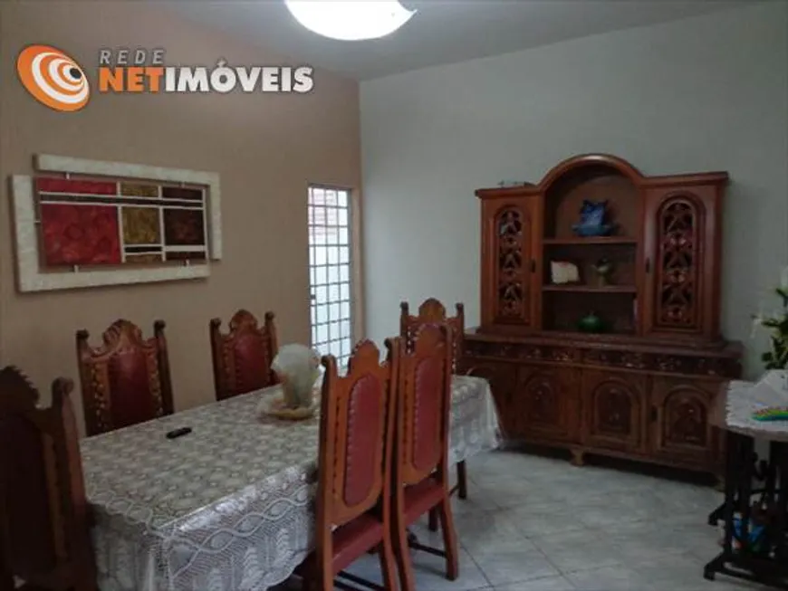 Foto 1 de Casa com 4 Quartos à venda, 281m² em Esplanada, Belo Horizonte