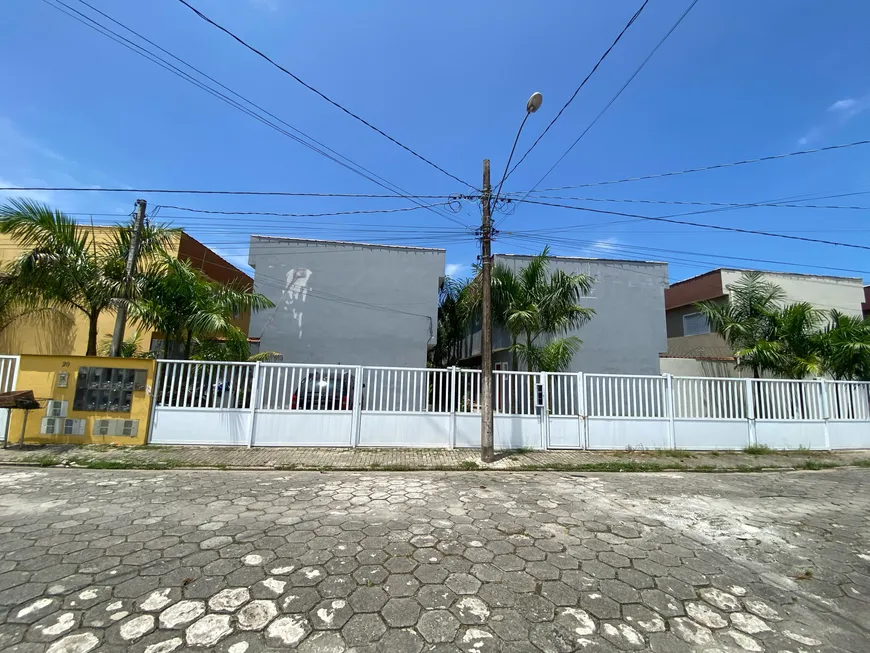 Foto 1 de Casa com 2 Quartos à venda, 70m² em Balneário Gaivotas, Itanhaém