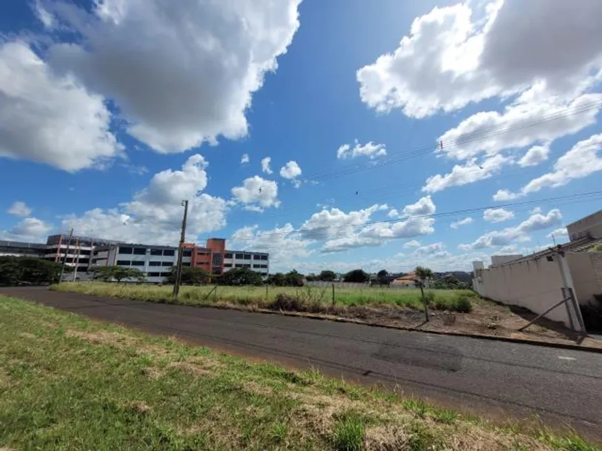 Foto 1 de Lote/Terreno à venda, 652m² em Morada da Colina, Uberlândia