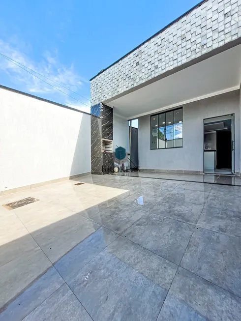 Foto 1 de Casa com 3 Quartos à venda, 85m² em Jardim Petrópolis, Goiânia