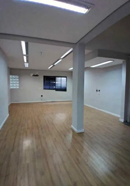 Foto 1 de Prédio Comercial para venda ou aluguel, 220m² em Jabaquara, São Paulo