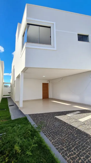 Foto 1 de Casa com 3 Quartos à venda, 146m² em Setor Faiçalville, Goiânia