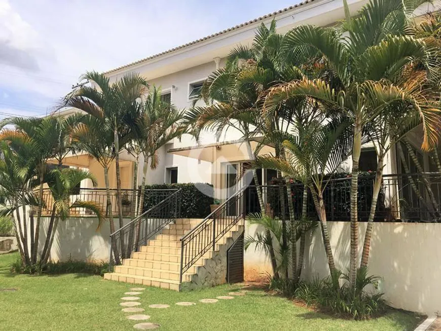 Foto 1 de Casa de Condomínio com 3 Quartos à venda, 400m² em Jardim Santa Marcelina, Campinas