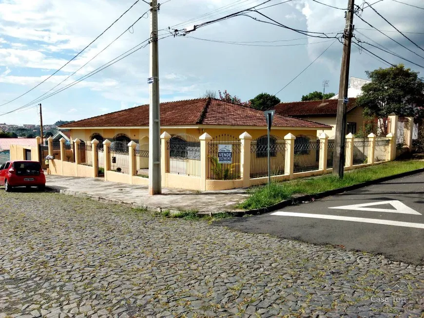 Foto 1 de Casa com 3 Quartos à venda, 495m² em Órfãs, Ponta Grossa