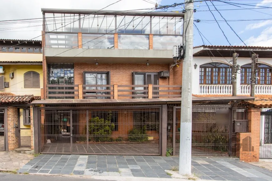 Foto 1 de Casa com 4 Quartos à venda, 501m² em Cel. Aparício Borges, Porto Alegre