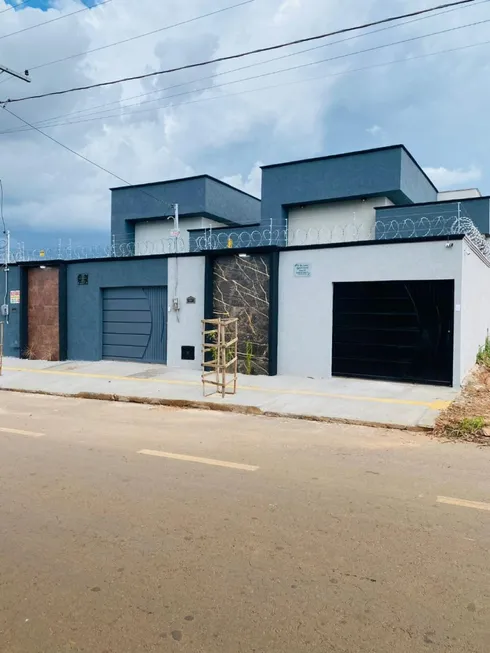 Foto 1 de Casa com 3 Quartos à venda, 141m² em Residencial Santa Fe, Goiânia