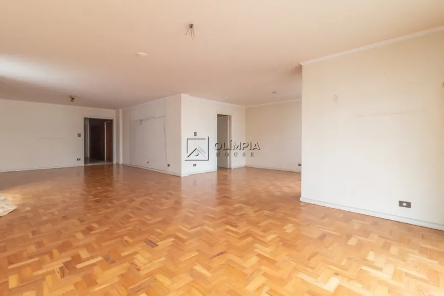 Foto 1 de Apartamento com 3 Quartos para alugar, 204m² em Jardim Paulista, São Paulo