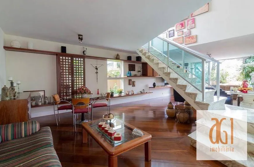 Foto 1 de Casa com 3 Quartos à venda, 346m² em Vila Madalena, São Paulo
