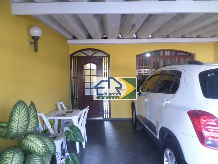 Foto 1 de Casa com 3 Quartos à venda, 195m² em Vila Figueira, Suzano