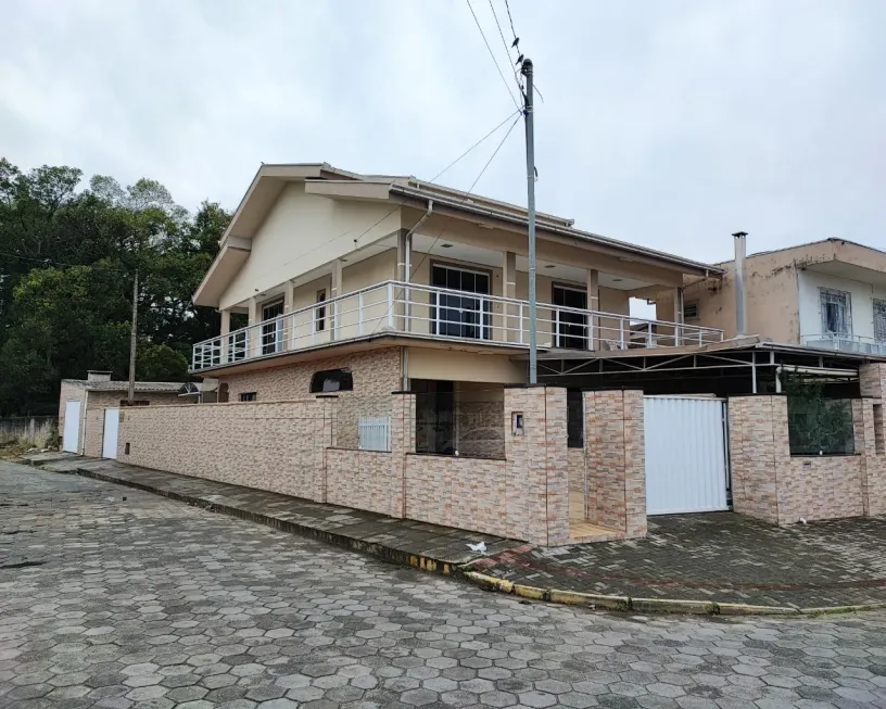 Foto 1 de Sobrado com 10 Quartos à venda, 370m² em Machados, Navegantes