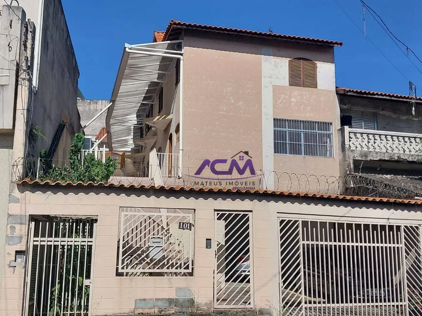 Foto 1 de Casa com 3 Quartos à venda, 80m² em Jardim Ester Yolanda, São Paulo