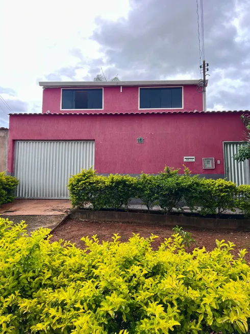 Foto 1 de Casa com 3 Quartos à venda, 160m² em Setor Oeste, Brasília