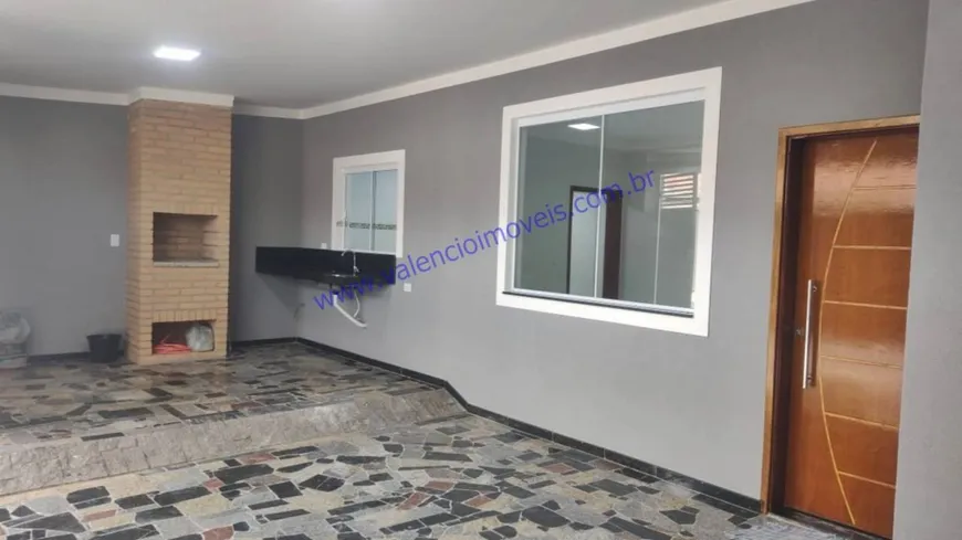 Foto 1 de Casa com 3 Quartos à venda, 118m² em Vila Grego, Santa Bárbara D'Oeste