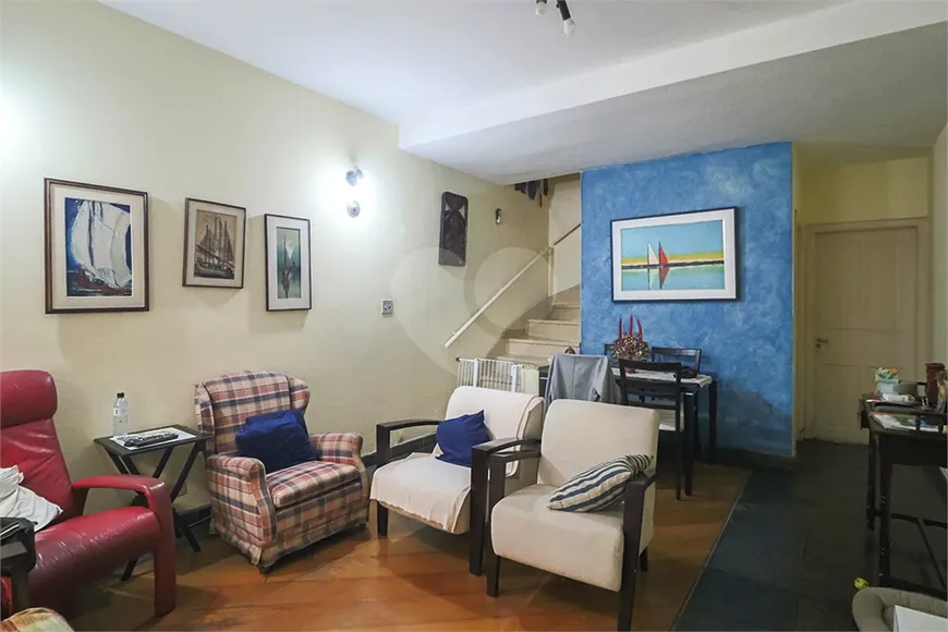 Foto 1 de Casa com 2 Quartos à venda, 96m² em Alto de Pinheiros, São Paulo