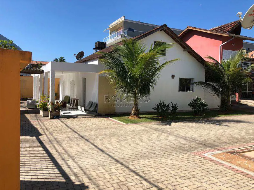 Foto 1 de Casa com 4 Quartos à venda, 176m² em Praia do Sapê, Ubatuba