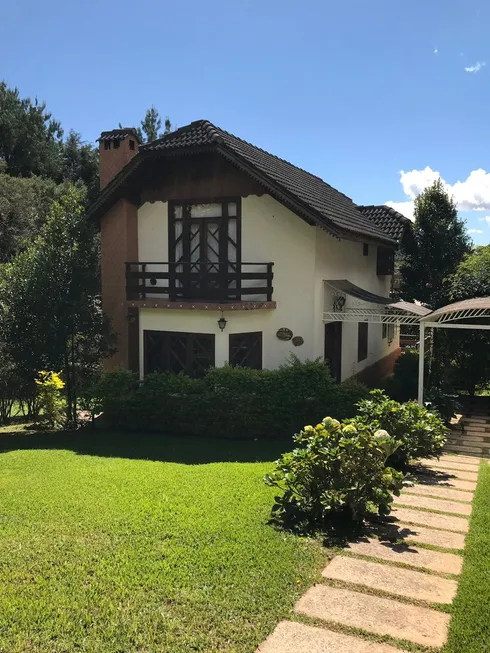 Foto 1 de Casa com 2 Quartos à venda, 150m² em Monte Verde, Camanducaia