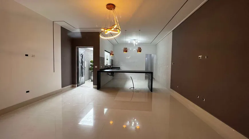 Foto 1 de Casa com 3 Quartos à venda, 134m² em Vila Caicara, Praia Grande