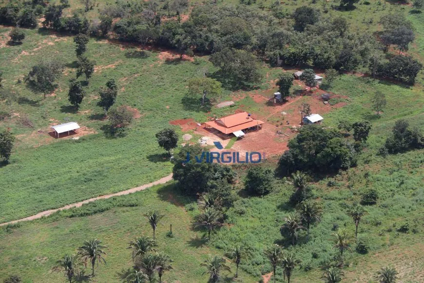 Foto 1 de Fazenda/Sítio com 3 Quartos à venda, 140m² em Zona Rural, Paracatu
