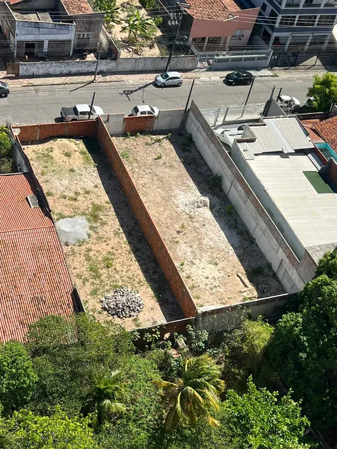 Foto 1 de Lote/Terreno à venda, 640m² em Fátima, Fortaleza