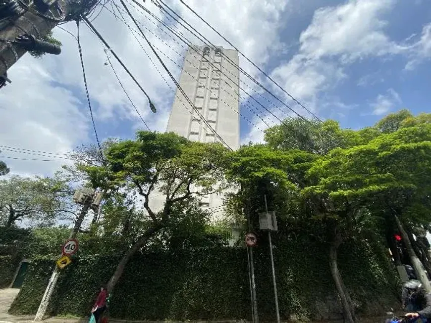 Foto 1 de Apartamento com 1 Quarto à venda, 10m² em Paraisópolis, São Paulo