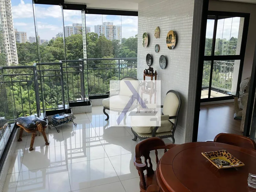 Foto 1 de Apartamento com 4 Quartos à venda, 370m² em Santo Amaro, São Paulo