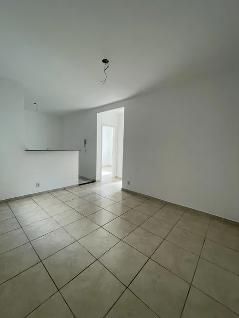 Foto 1 de Apartamento com 2 Quartos à venda, 44m² em Shopping Park, Uberlândia