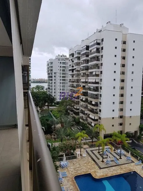 Foto 1 de Apartamento com 2 Quartos à venda, 74m² em Jacarepaguá, Rio de Janeiro